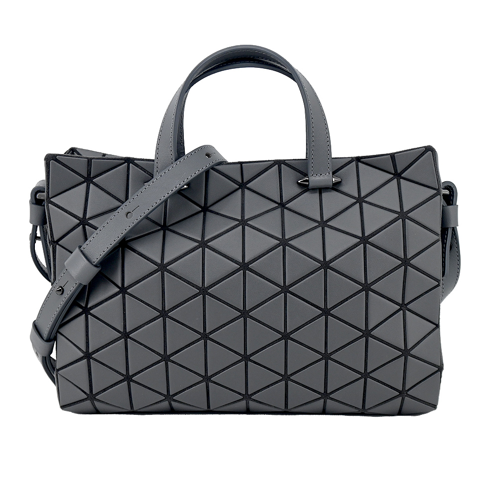 ISSEY MIYAKE 三宅一生 BAOBAO TONNEAU MATTE 斜背手提兩用包-深灰